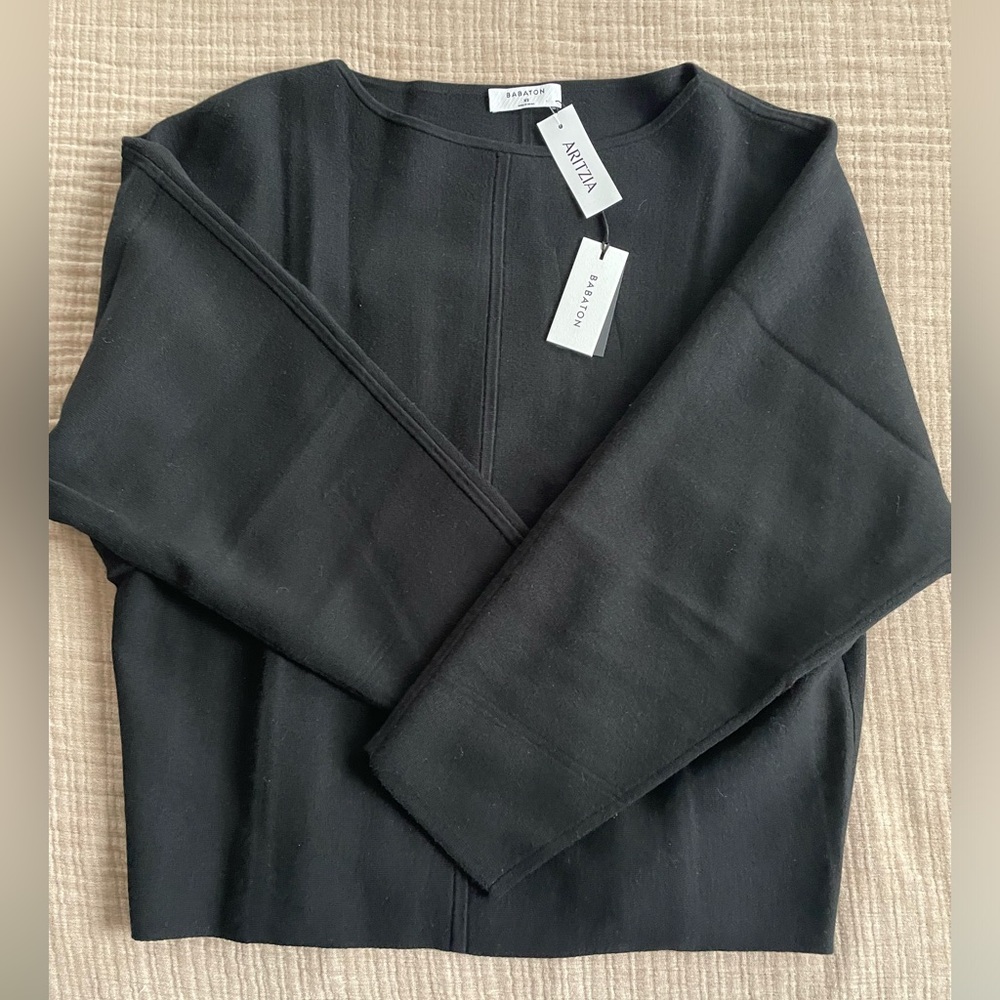 NWT Aritzia Babaton minimalist sweater/ Size XS